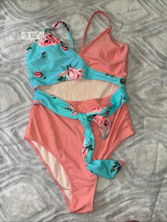 Cupshe Other - Cupshe Coral & Aqua Floral Cutout One-Piece Swimsuit